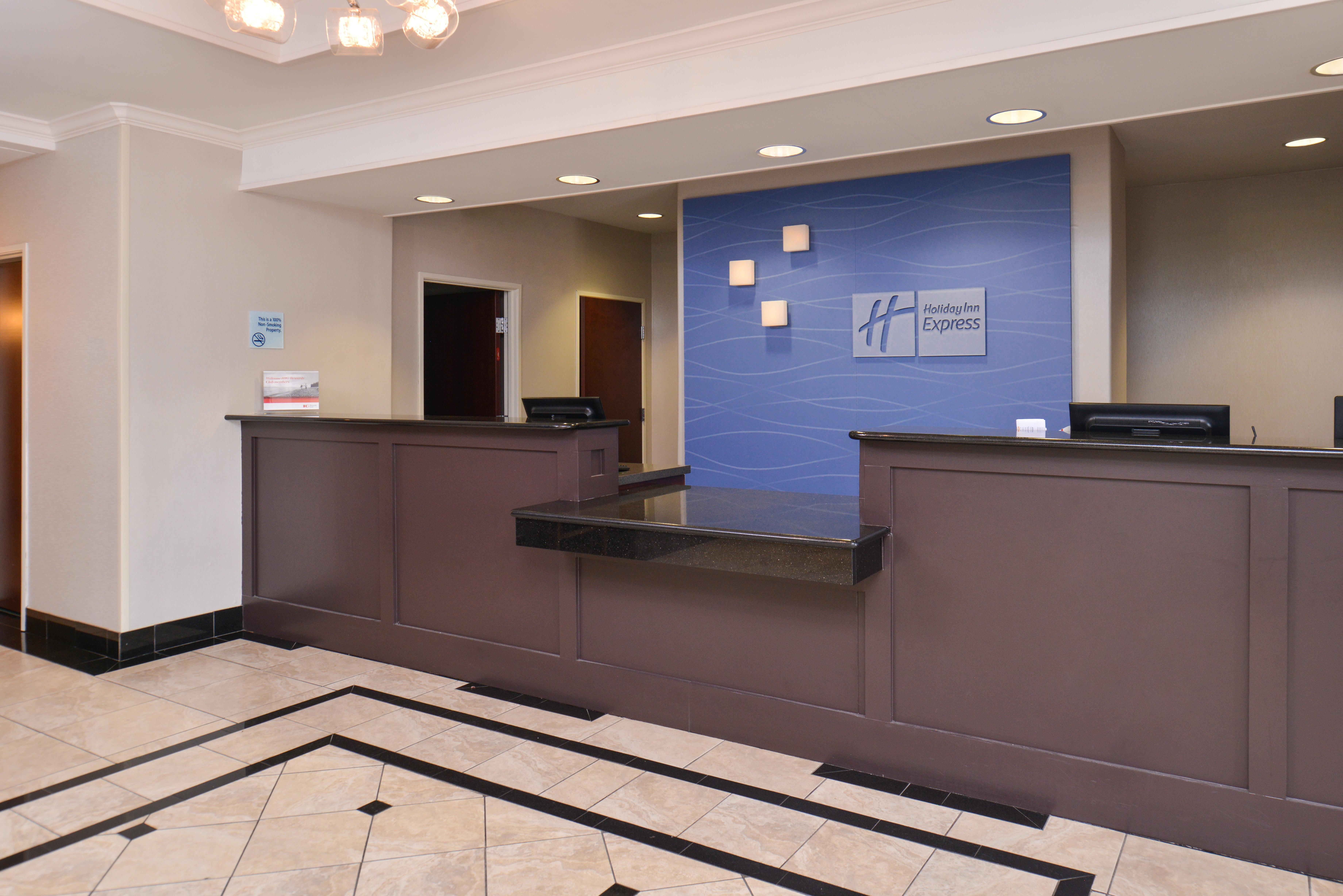 Holiday Inn Express & Suites San Antonio South Exteriér fotografie