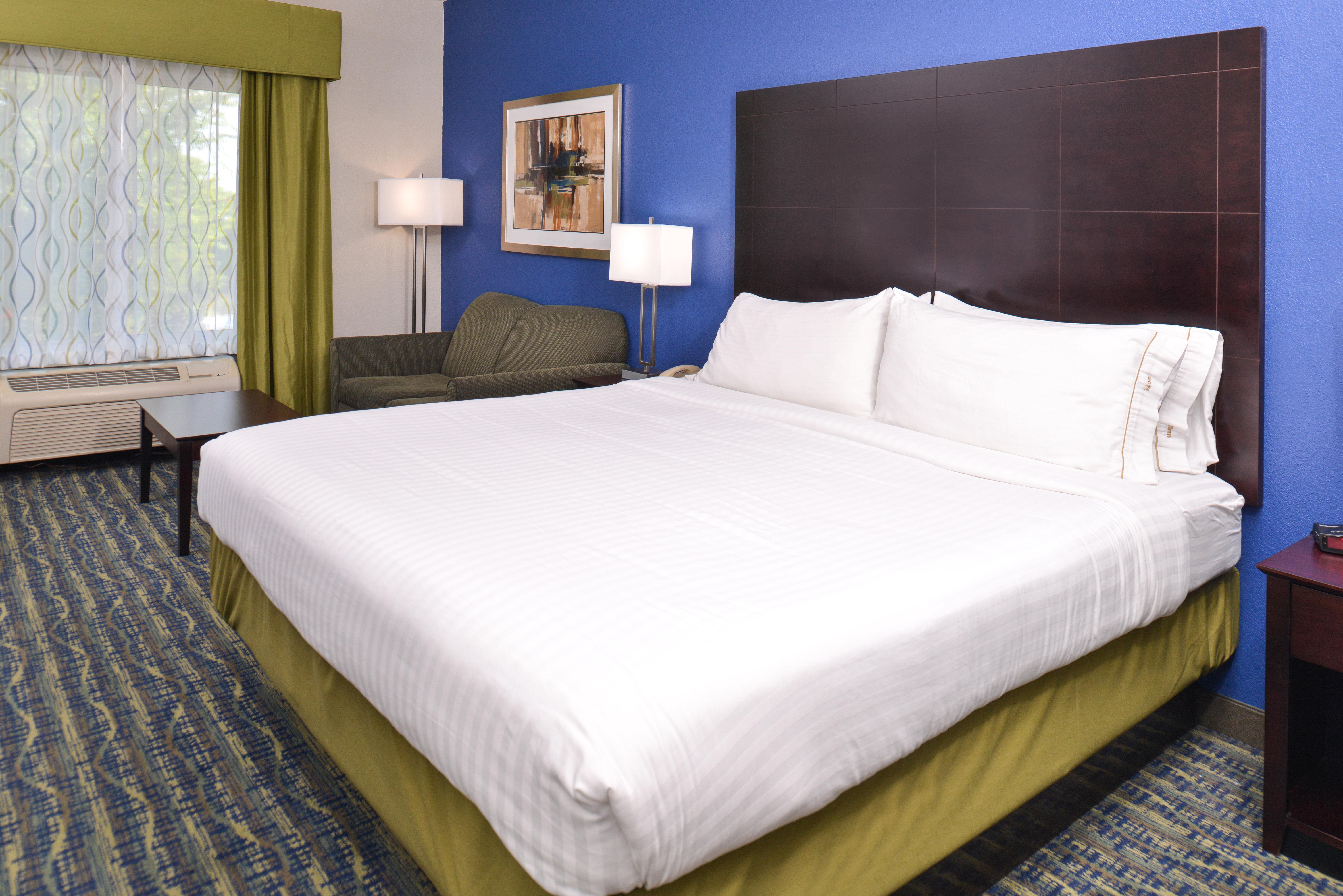 Holiday Inn Express & Suites San Antonio South Exteriér fotografie