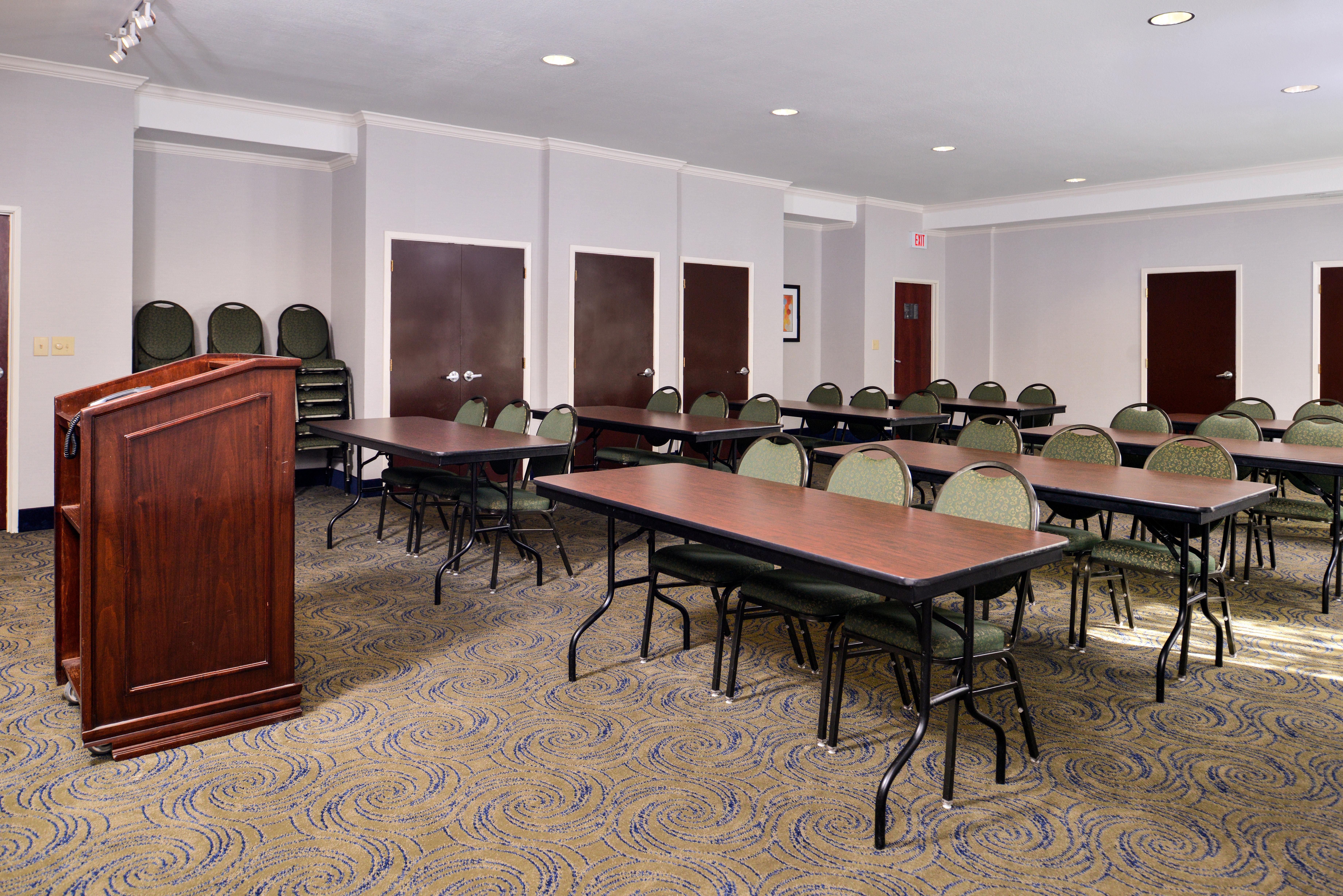 Holiday Inn Express & Suites San Antonio South Exteriér fotografie