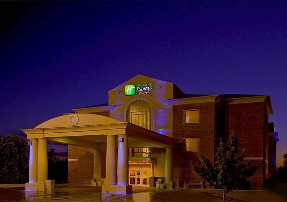 Holiday Inn Express & Suites San Antonio South Exteriér fotografie